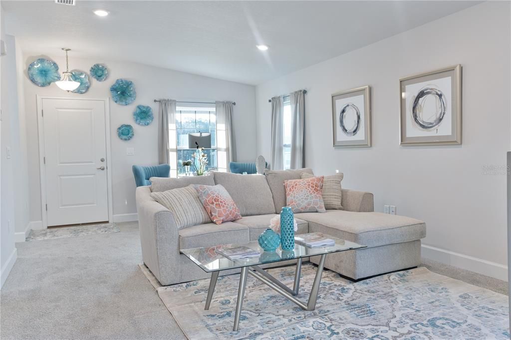 For Sale: $244,400 (3 beds, 2 baths, 1555 Square Feet)