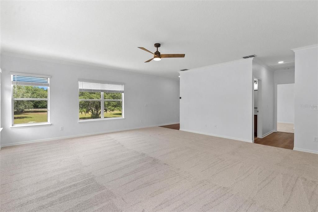 Active With Contract: $865,000 (5 beds, 4 baths, 3915 Square Feet)