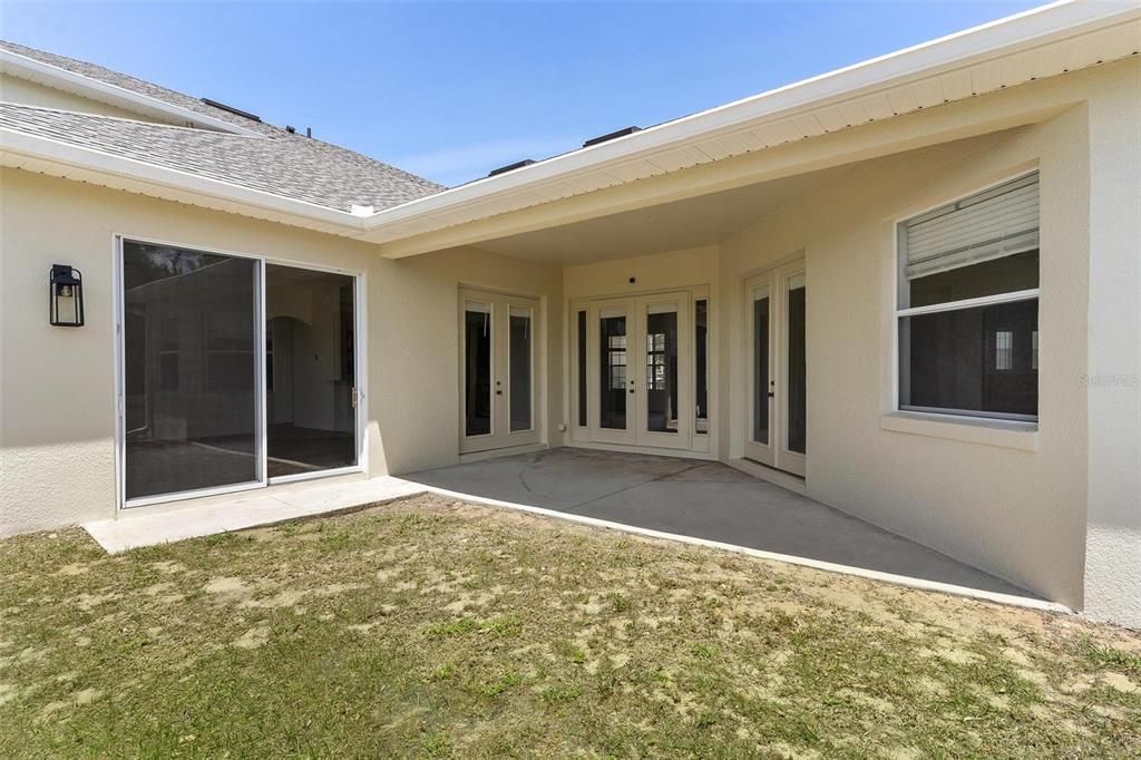Active With Contract: $865,000 (5 beds, 4 baths, 3915 Square Feet)