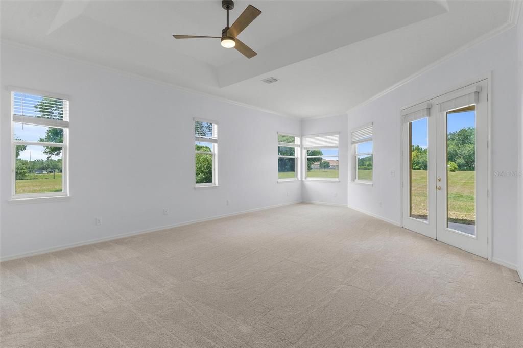 Active With Contract: $865,000 (5 beds, 4 baths, 3915 Square Feet)