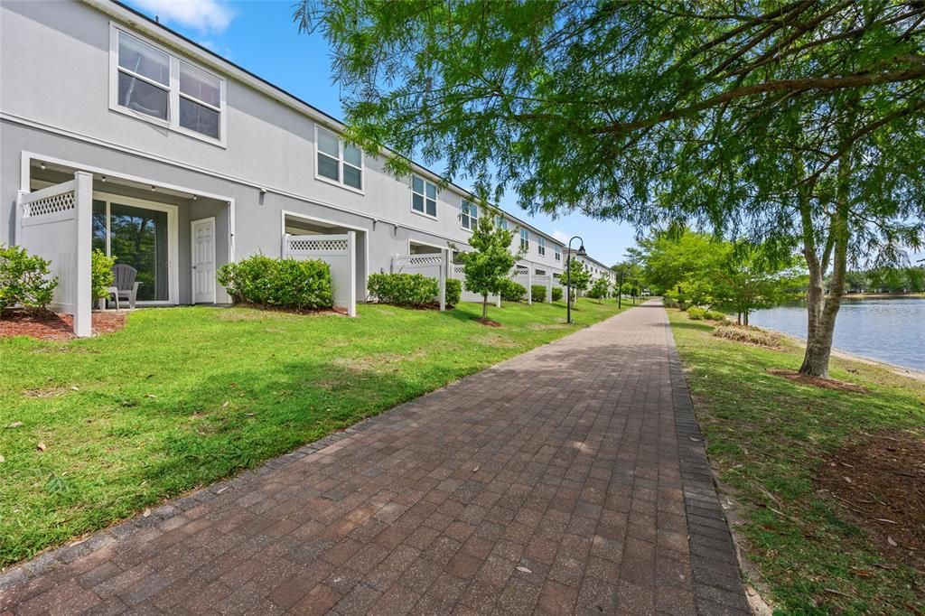 En Venta: $207,900 (2 camas, 2 baños, 1109 Pies cuadrados)
