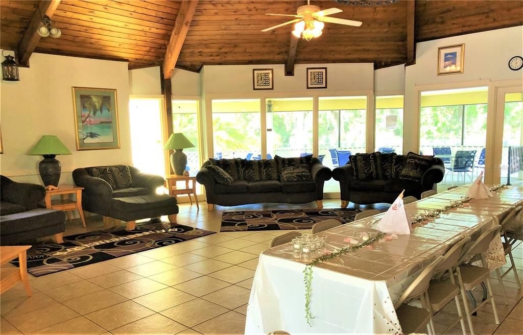 En Venta: $535,000 (4 camas, 3 baños, 2656 Pies cuadrados)