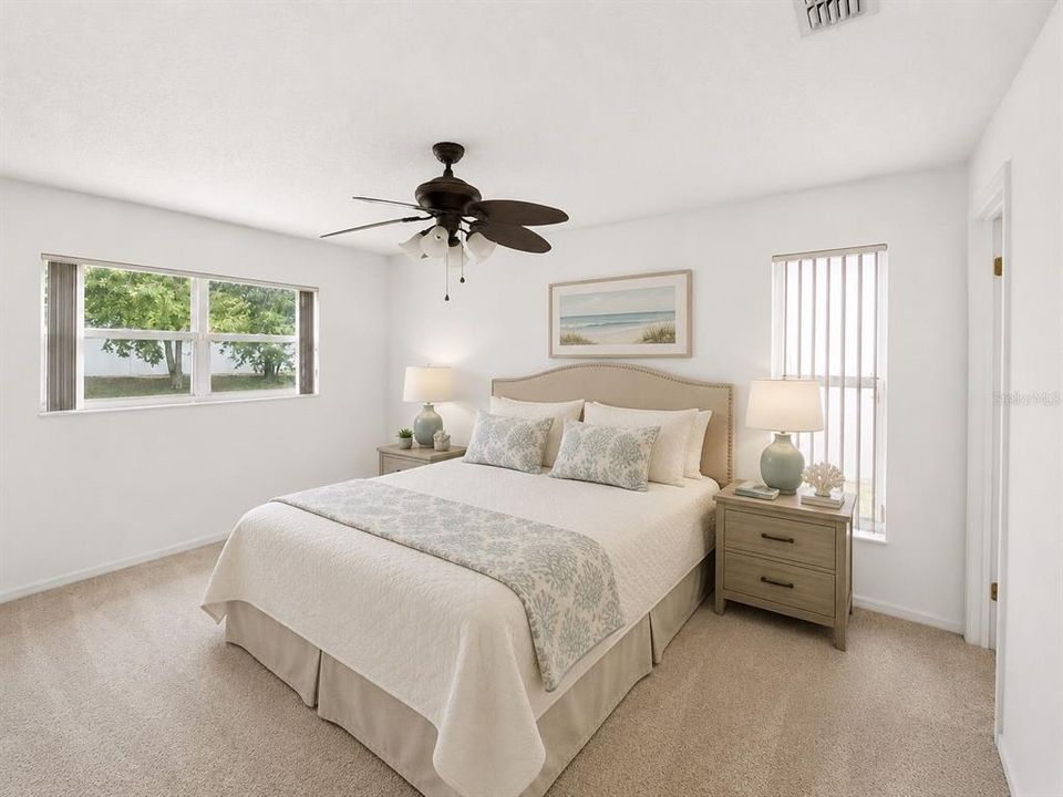 Active With Contract: $142,000 (2 beds, 2 baths, 1189 Square Feet)
