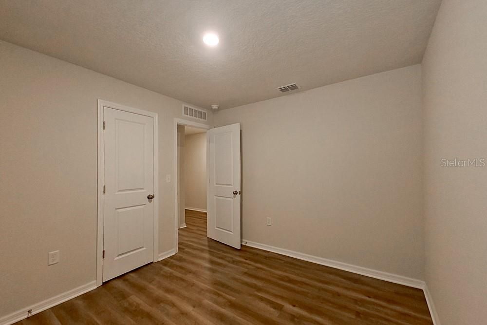 For Rent: $1,815 (4 beds, 2 baths, 1449 Square Feet)