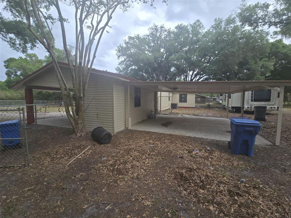 Activo con contrato: $299,000 (4 camas, 2 baños, 1456 Pies cuadrados)