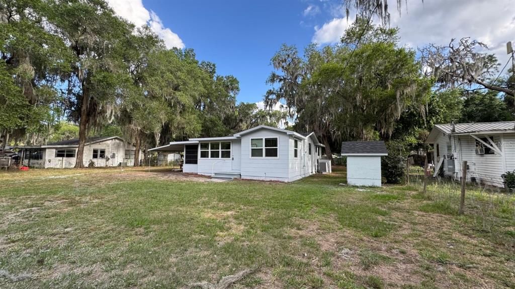 For Sale: $162,000 (2 beds, 2 baths, 820 Square Feet)