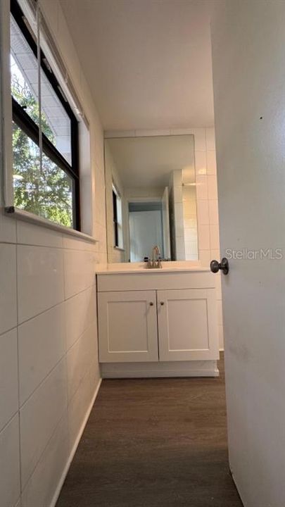 For Sale: $162,000 (2 beds, 2 baths, 820 Square Feet)