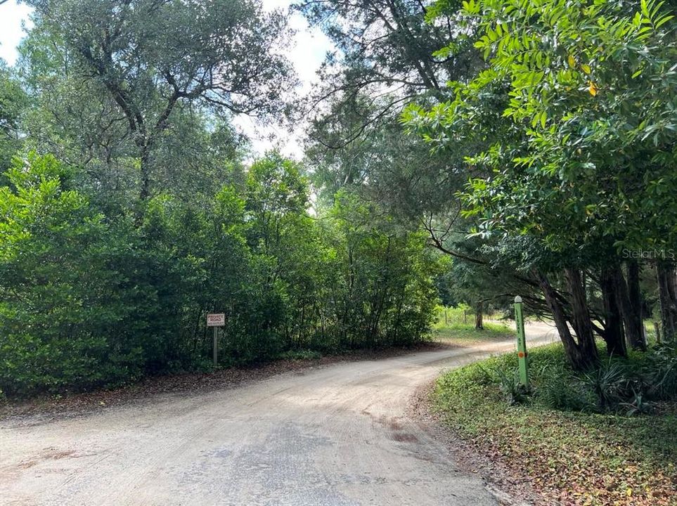На продажу: $22,000 (0.34 acres)