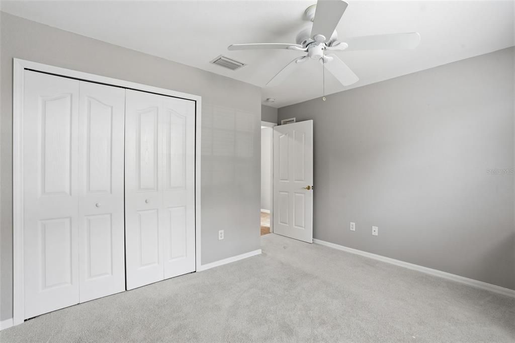 For Sale: $155,000 (2 beds, 2 baths, 1250 Square Feet)