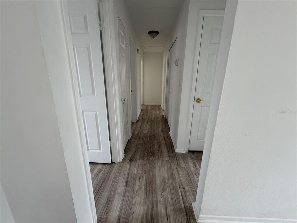 For Rent: $2,100 (4 beds, 2 baths, 1216 Square Feet)