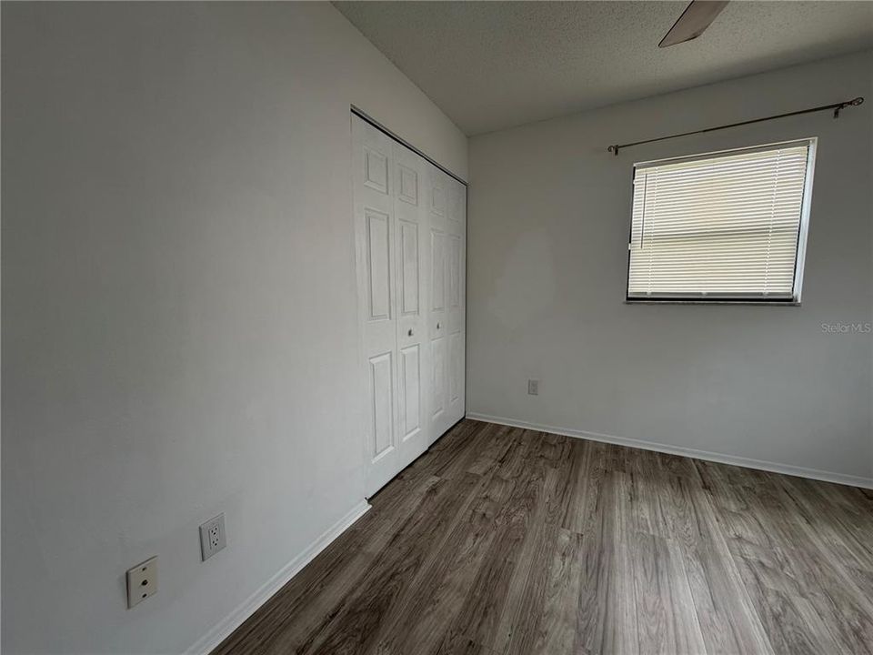 For Rent: $2,100 (4 beds, 2 baths, 1216 Square Feet)