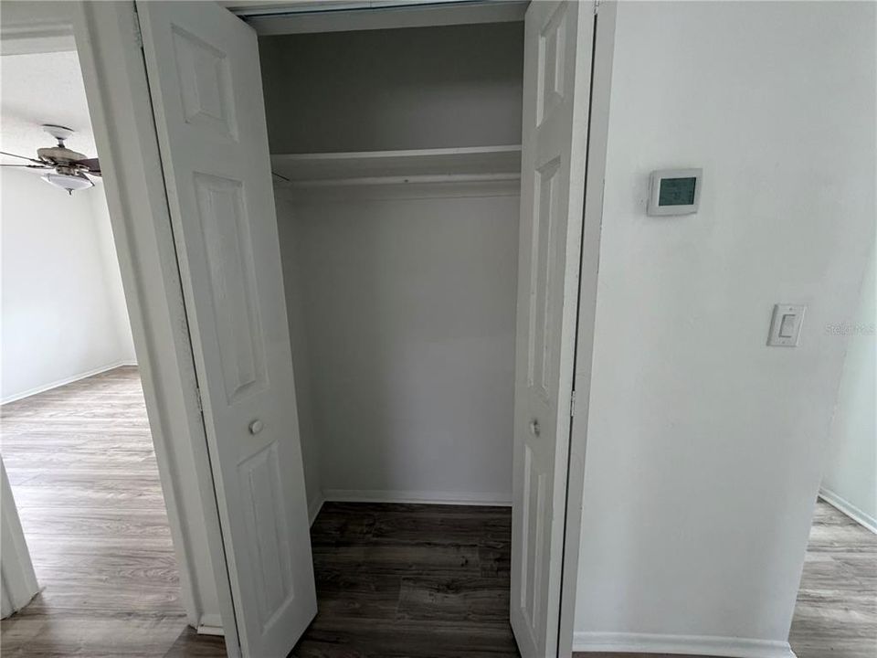 For Rent: $2,100 (4 beds, 2 baths, 1216 Square Feet)