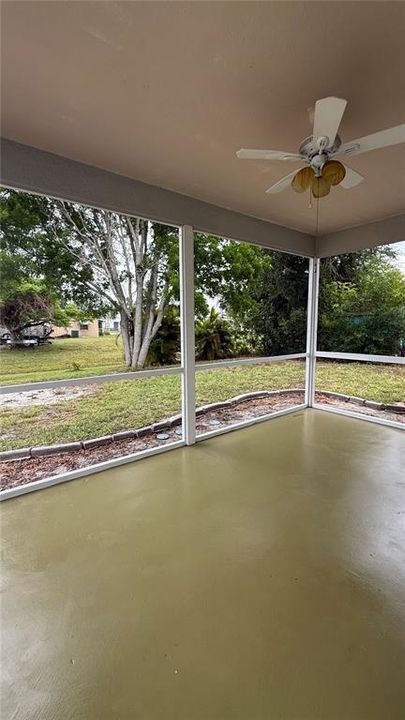 For Rent: $1,750 (3 beds, 2 baths, 1676 Square Feet)
