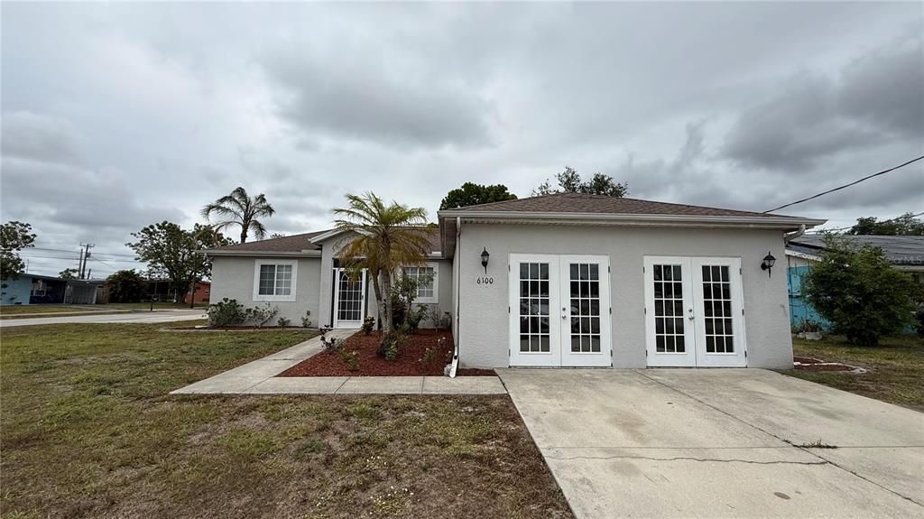 For Rent: $1,750 (3 beds, 2 baths, 1676 Square Feet)