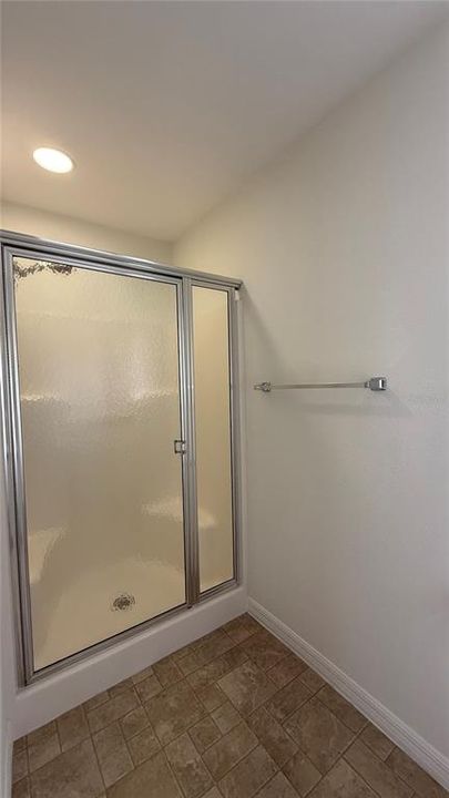 For Rent: $1,750 (3 beds, 2 baths, 1676 Square Feet)