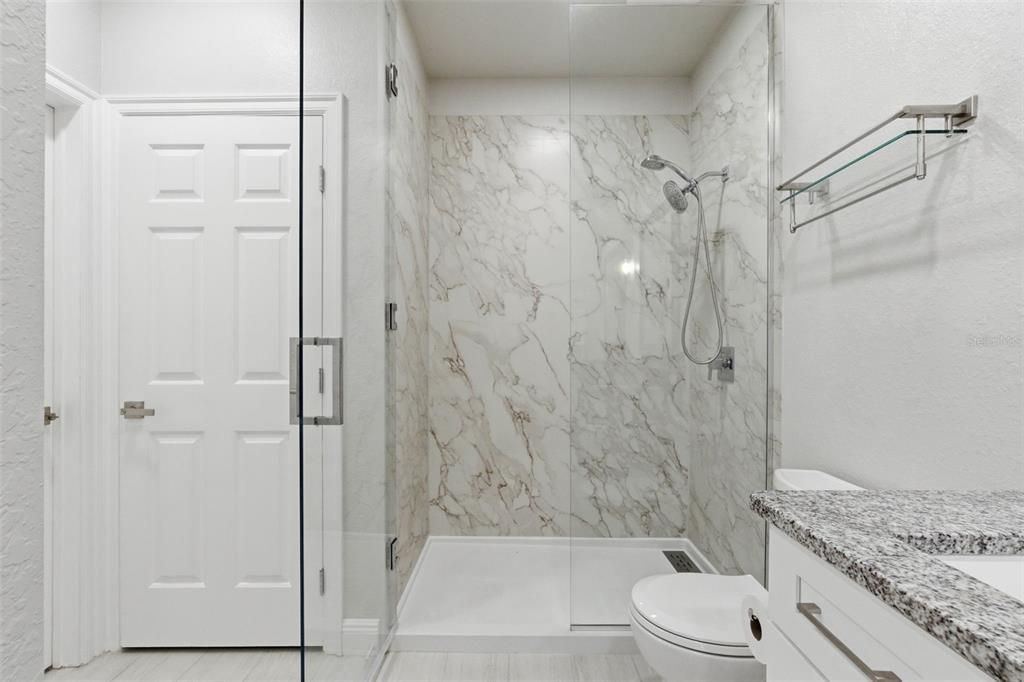 En Venta: $198,500 (1 camas, 1 baños, 890 Pies cuadrados)