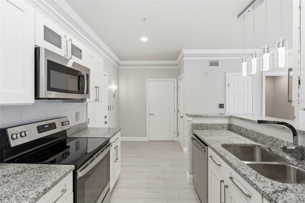 En Venta: $198,500 (1 camas, 1 baños, 890 Pies cuadrados)