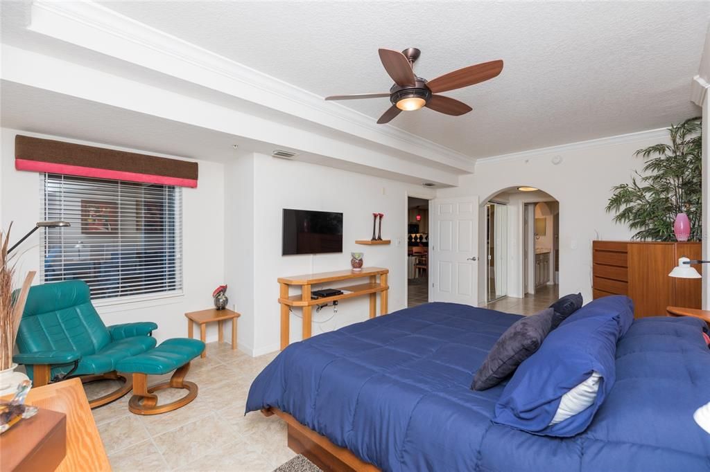 For Rent: $2,800 (3 beds, 2 baths, 1640 Square Feet)