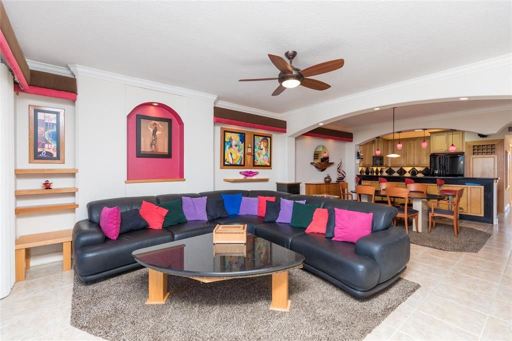 For Rent: $2,800 (3 beds, 2 baths, 1640 Square Feet)