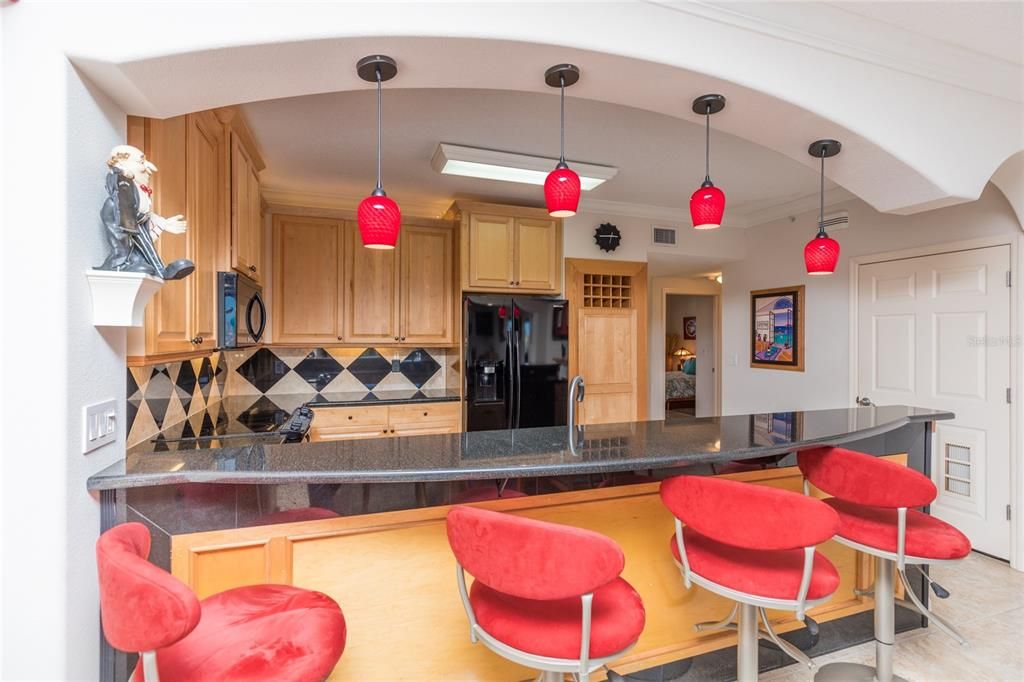For Rent: $2,800 (3 beds, 2 baths, 1640 Square Feet)