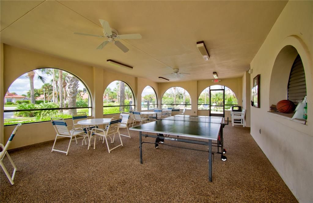 For Rent: $2,800 (3 beds, 2 baths, 1640 Square Feet)