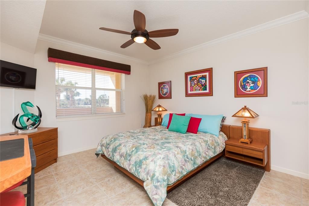 For Rent: $2,800 (3 beds, 2 baths, 1640 Square Feet)