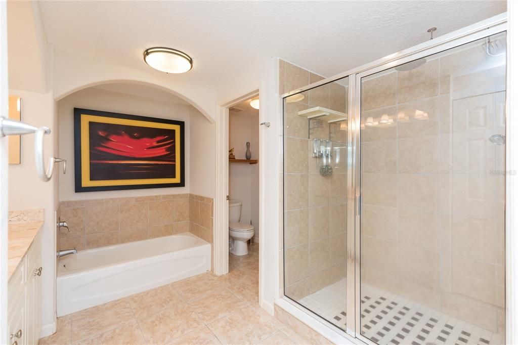 For Rent: $2,800 (3 beds, 2 baths, 1640 Square Feet)