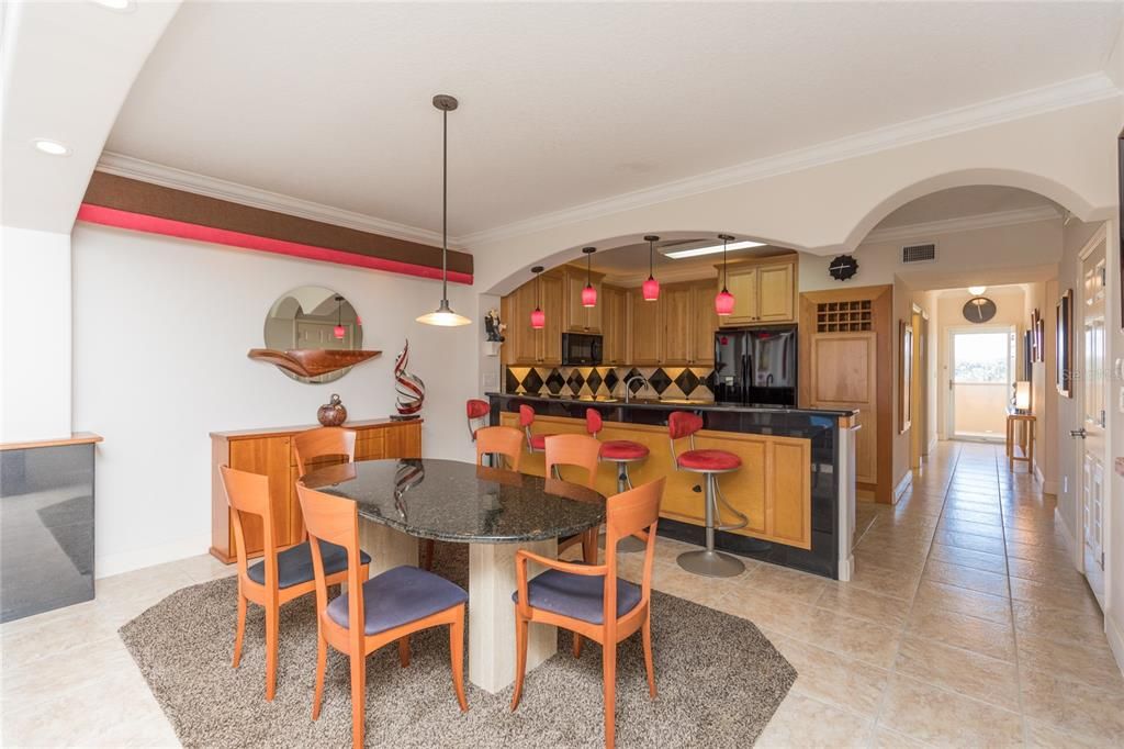 For Rent: $2,800 (3 beds, 2 baths, 1640 Square Feet)