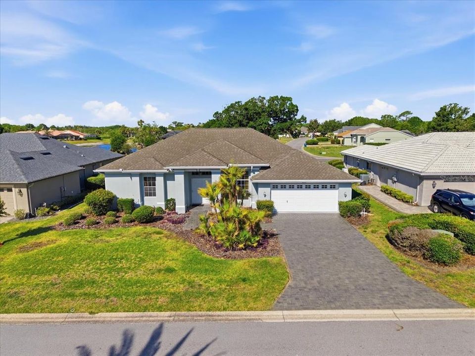 Под контрактом: $269,750 (3 спален, 2 ванн, 1929 Квадратных фут)