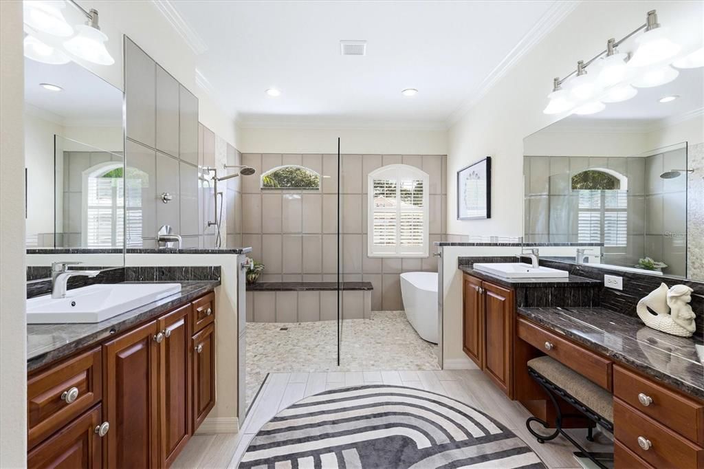 Active With Contract: $795,000 (3 beds, 2 baths, 2463 Square Feet)