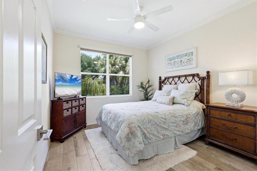 Active With Contract: $795,000 (3 beds, 2 baths, 2463 Square Feet)