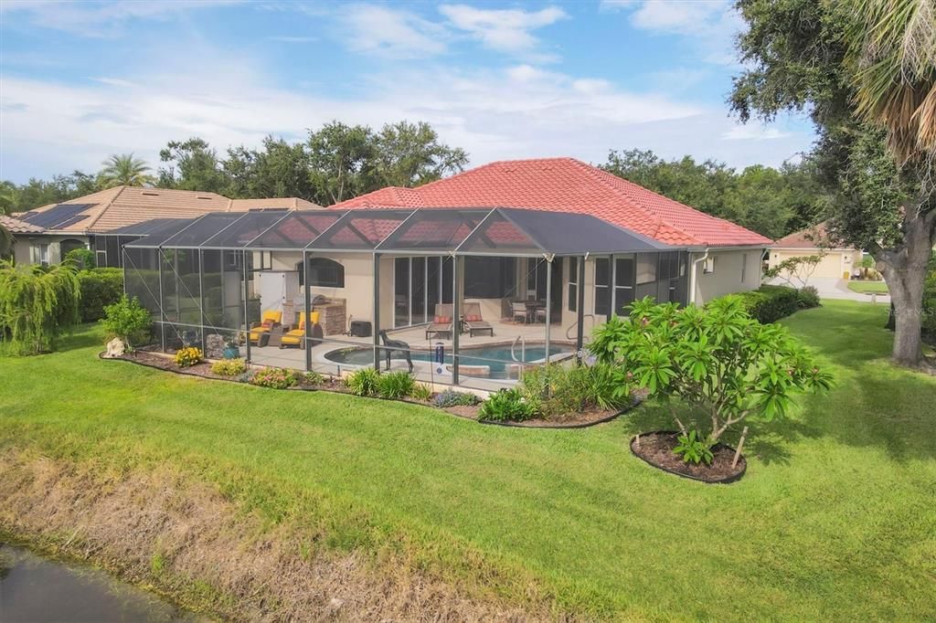 Active With Contract: $795,000 (3 beds, 2 baths, 2463 Square Feet)