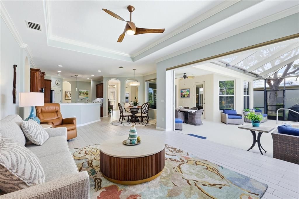 Active With Contract: $795,000 (3 beds, 2 baths, 2463 Square Feet)