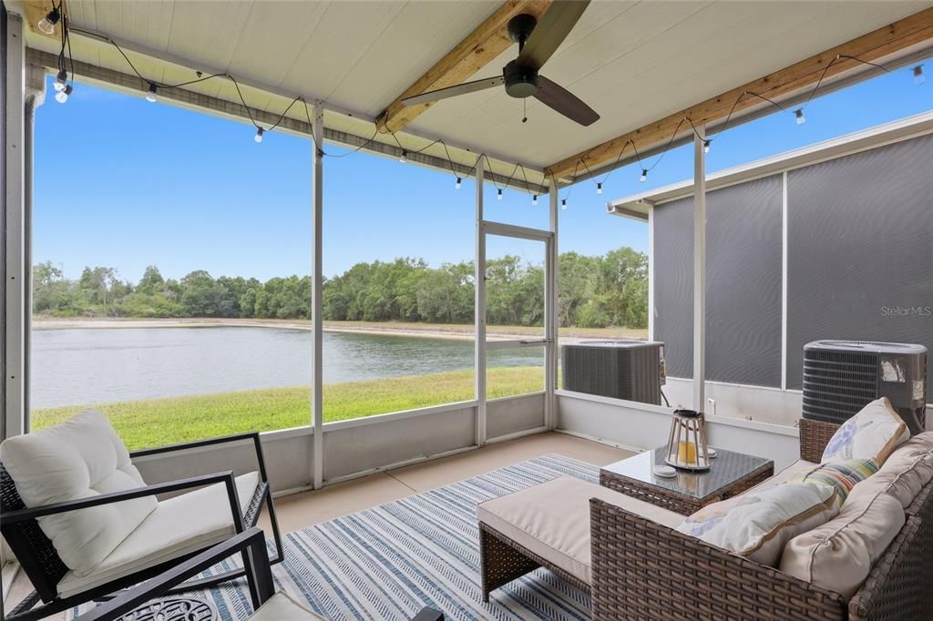Activo con contrato: $279,900 (3 camas, 2 baños, 1718 Pies cuadrados)