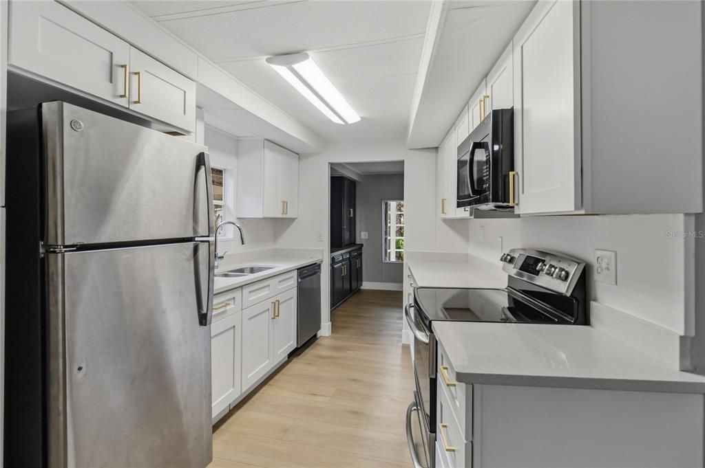 En Venta: $235,000 (2 camas, 2 baños, 1372 Pies cuadrados)