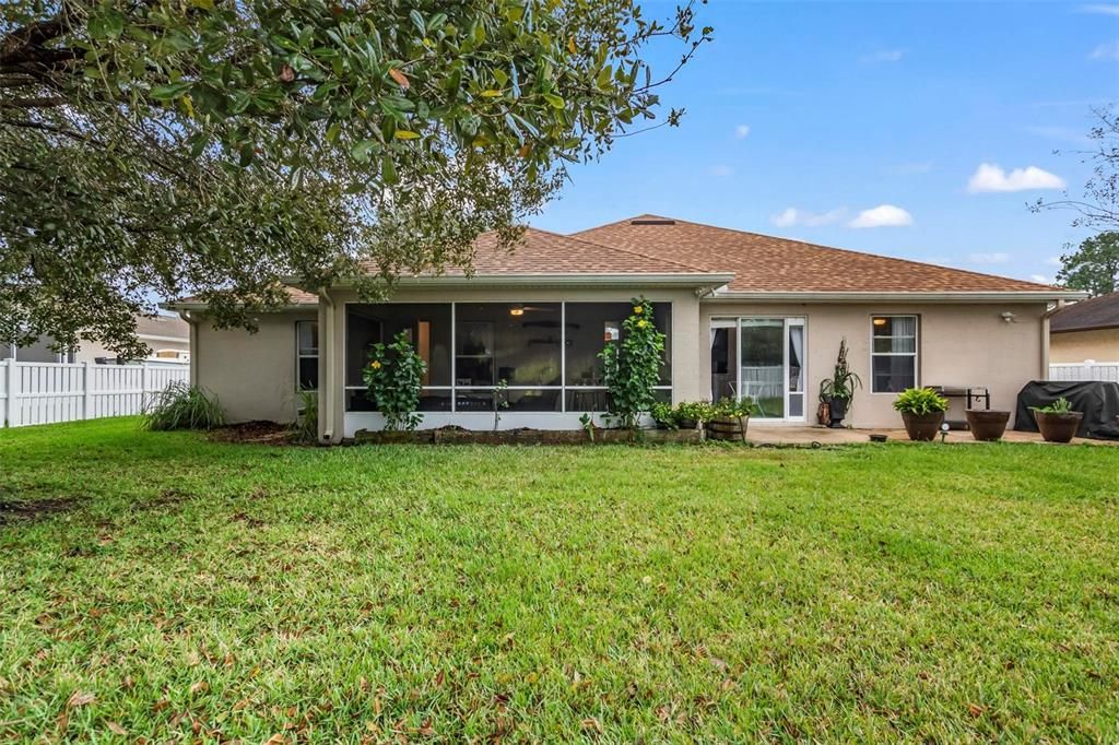 For Sale: $339,900 (3 beds, 2 baths, 1904 Square Feet)