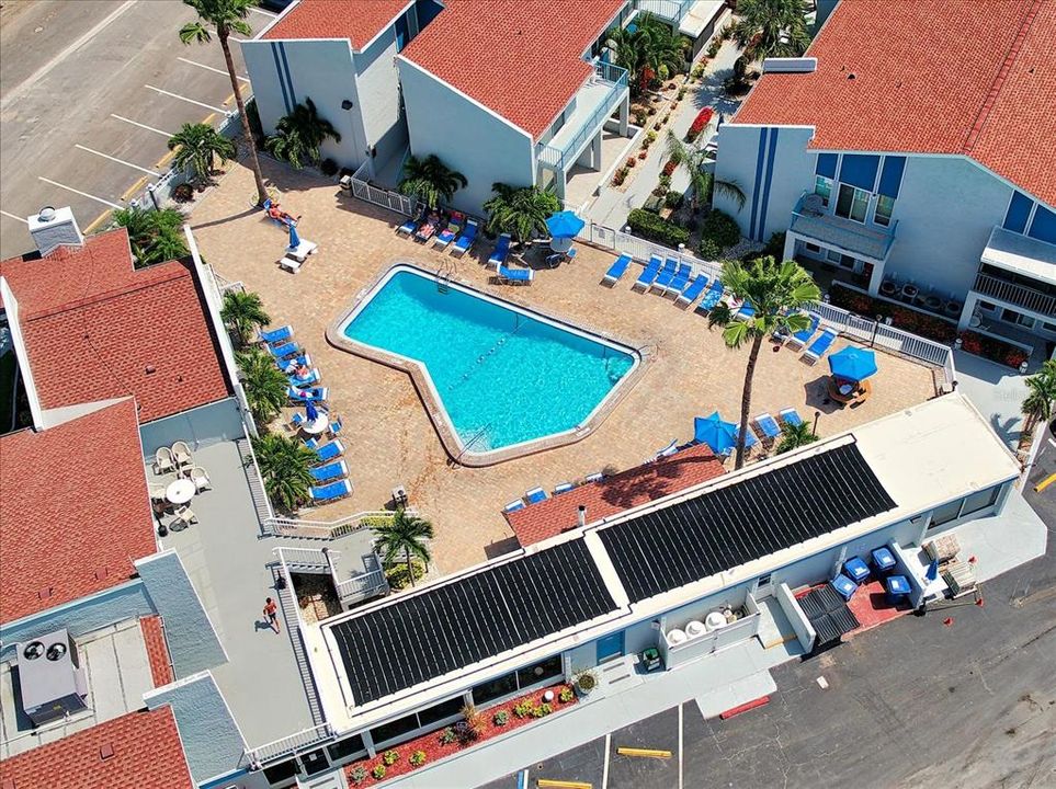For Sale: $369,000 (1 beds, 1 baths, 755 Square Feet)