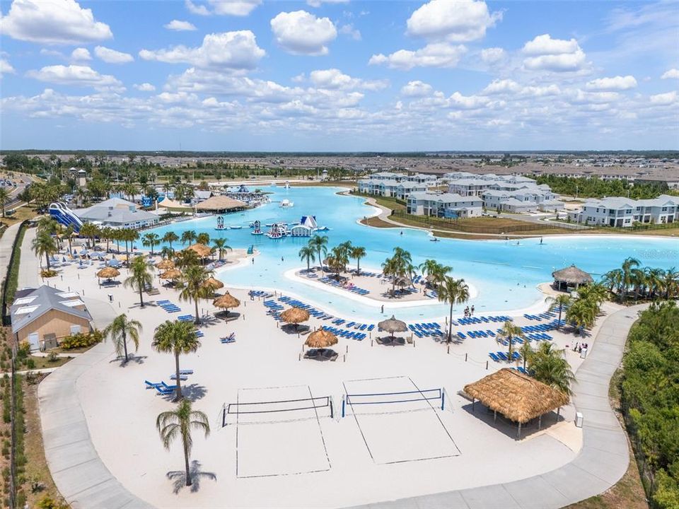 Activo con contrato: $599,990 (5 camas, 4 baños, 3531 Pies cuadrados)