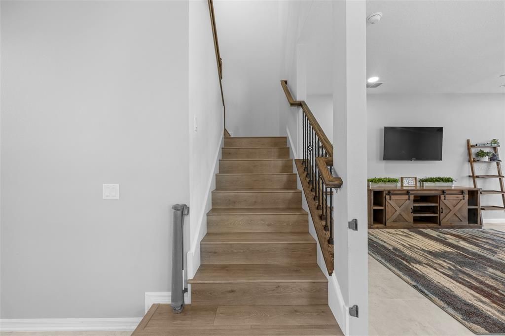 Activo con contrato: $599,990 (5 camas, 4 baños, 3531 Pies cuadrados)