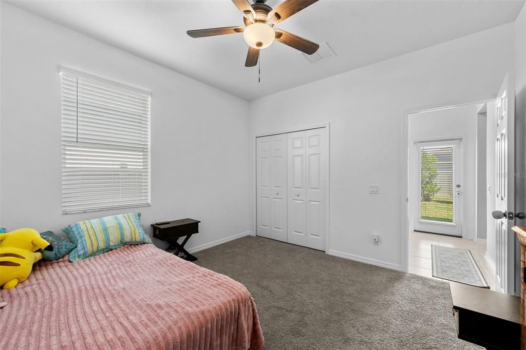 Activo con contrato: $599,990 (5 camas, 4 baños, 3531 Pies cuadrados)