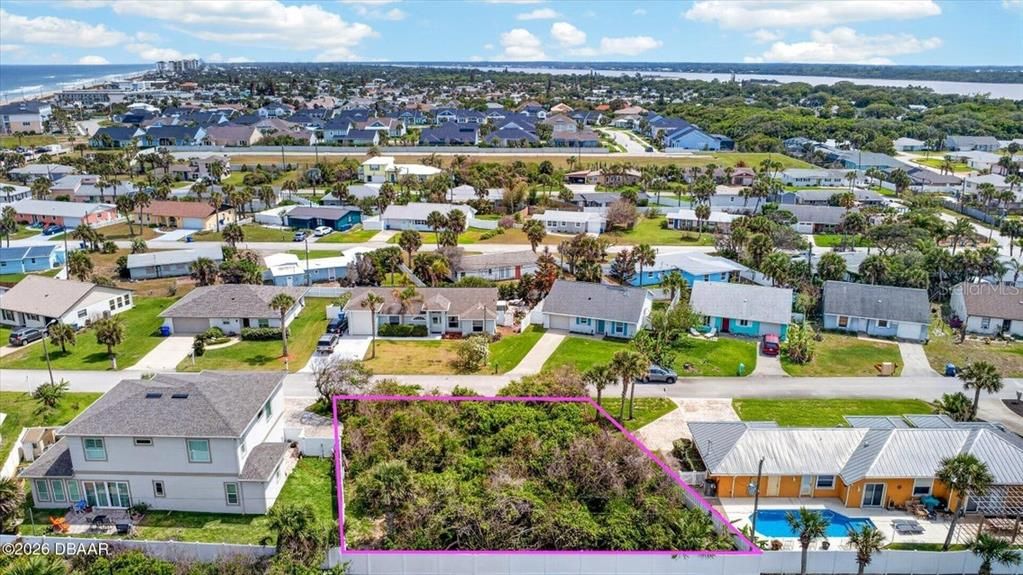 For Sale: $295,000 (0.18 acres)