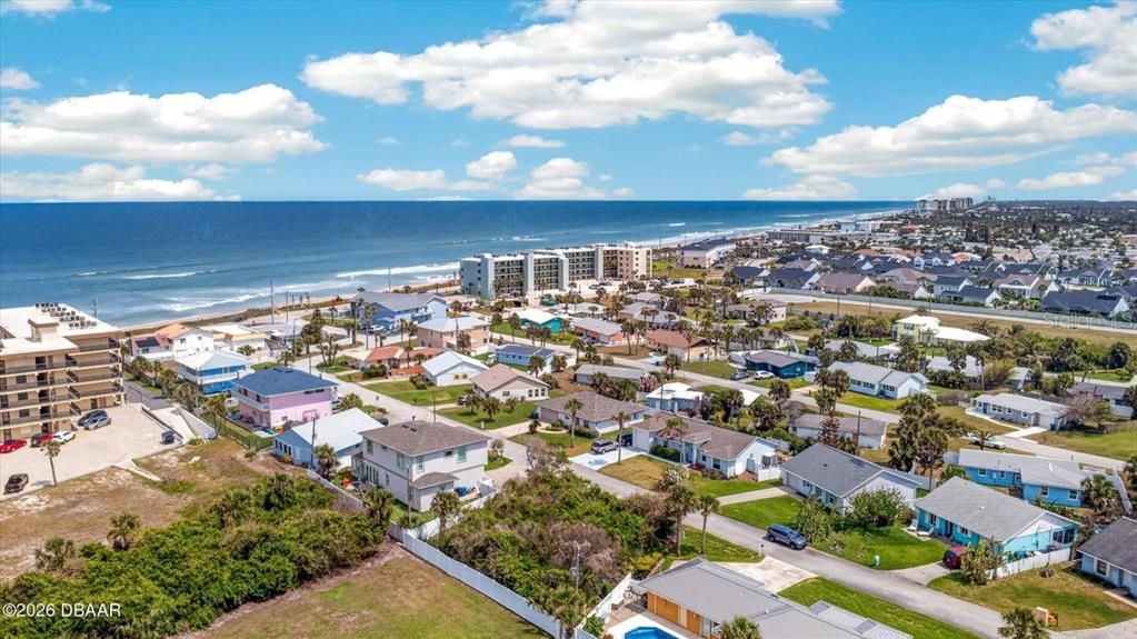 For Sale: $295,000 (0.18 acres)