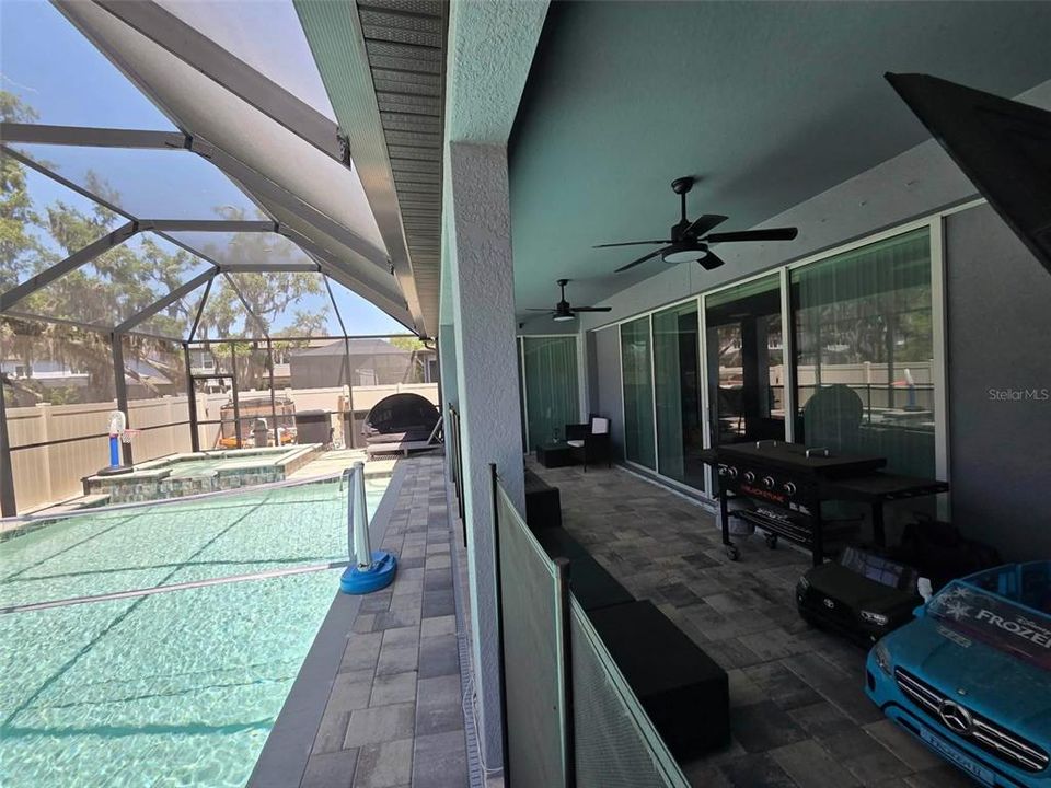 For Sale: $864,990 (7 beds, 5 baths, 4447 Square Feet)