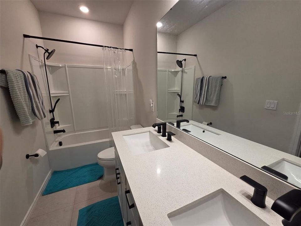 For Sale: $864,990 (7 beds, 5 baths, 4447 Square Feet)