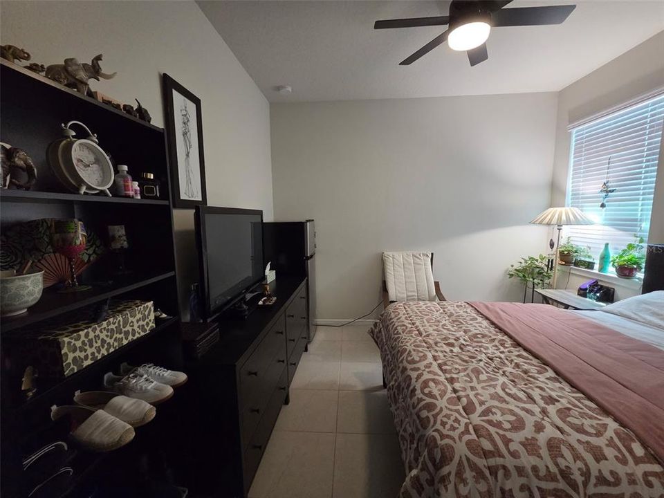 For Sale: $864,990 (7 beds, 5 baths, 4447 Square Feet)