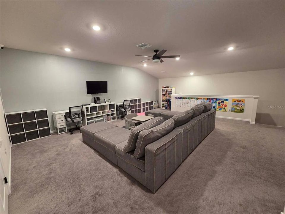 For Sale: $864,990 (7 beds, 5 baths, 4447 Square Feet)