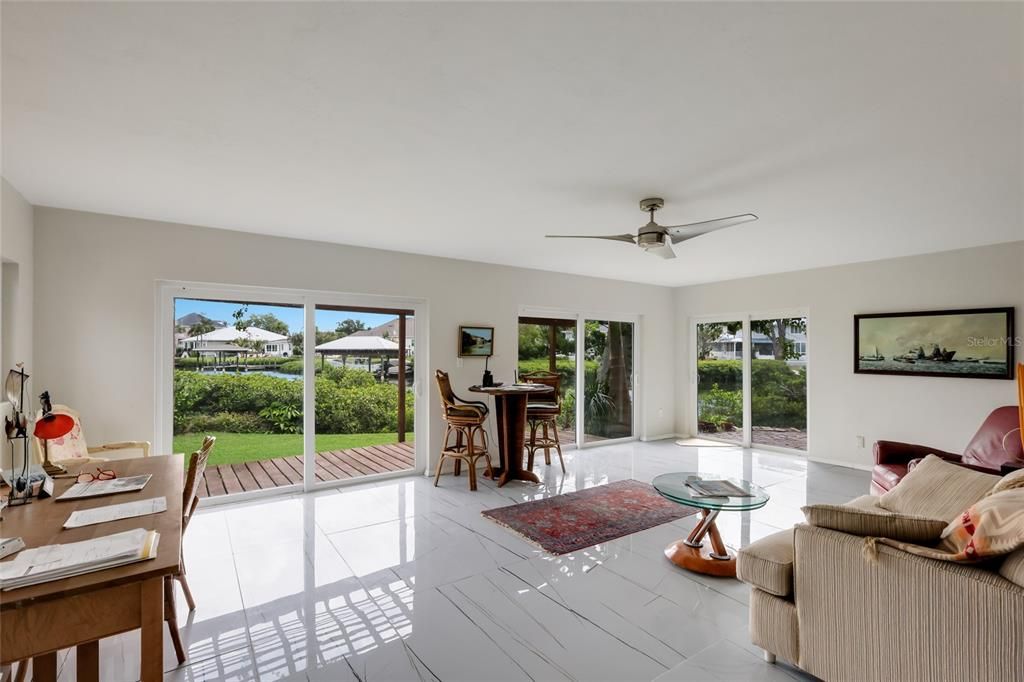 Active With Contract: $863,000 (2 beds, 2 baths, 1932 Square Feet)