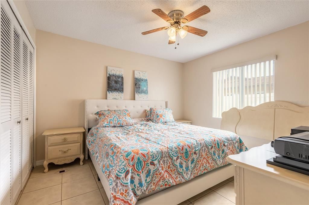 For Sale: $310,000 (3 beds, 2 baths, 1922 Square Feet)