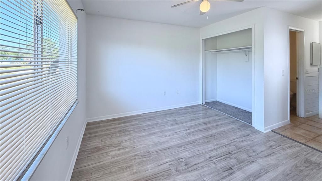Activo con contrato: $1,399 (2 camas, 2 baños, 938 Pies cuadrados)
