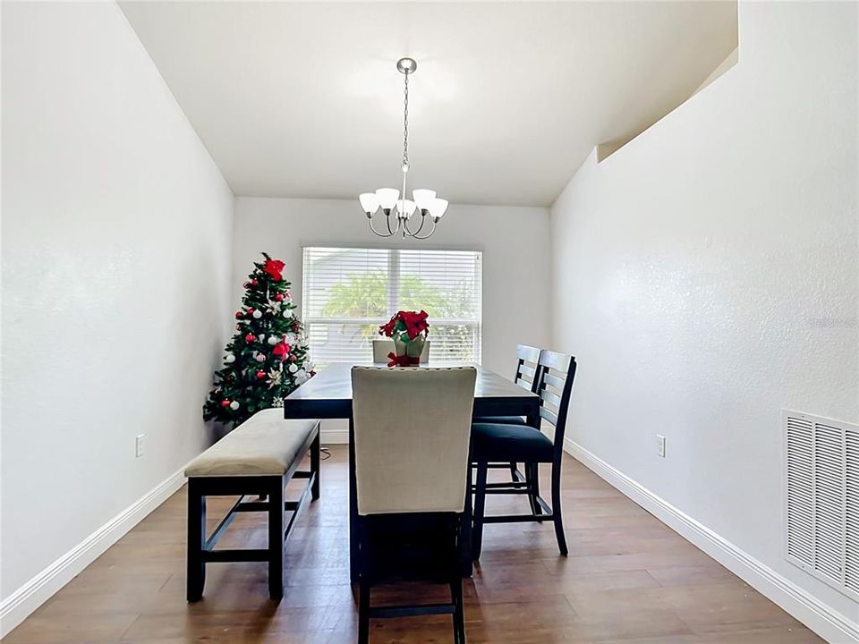 For Sale: $284,900 (4 beds, 2 baths, 1822 Square Feet)